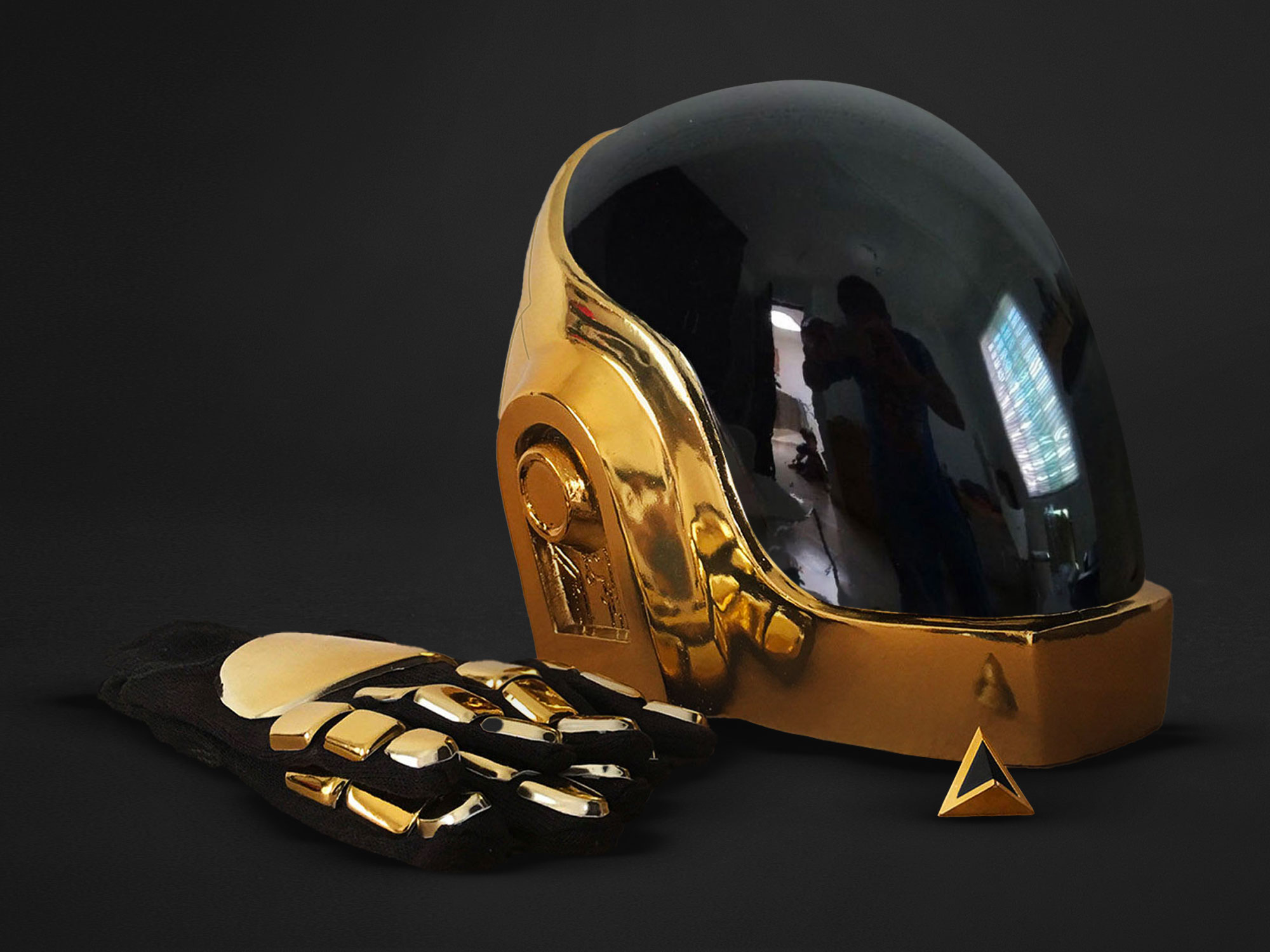 DAFT PUNK - Guy Manuel Helmet Chrome Finished Includes Gloves and Pendant.